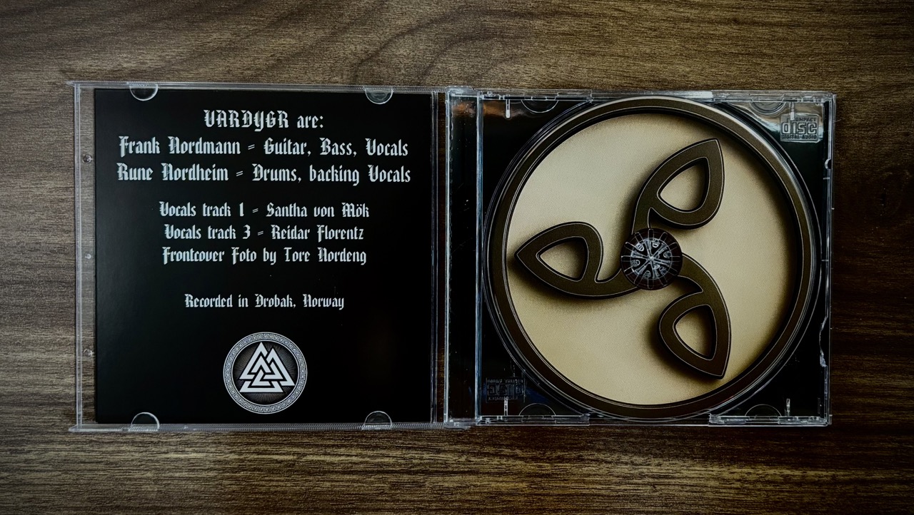 Vardygr - Primitive Pagan Philosophy CD 3